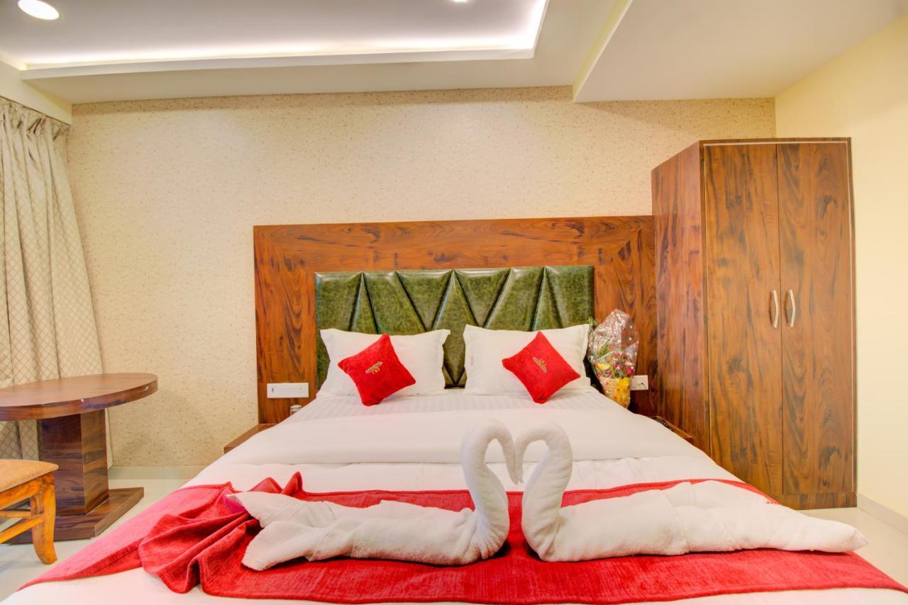 Hotel Samaira Residency,Dombivali Dive Exteriér fotografie