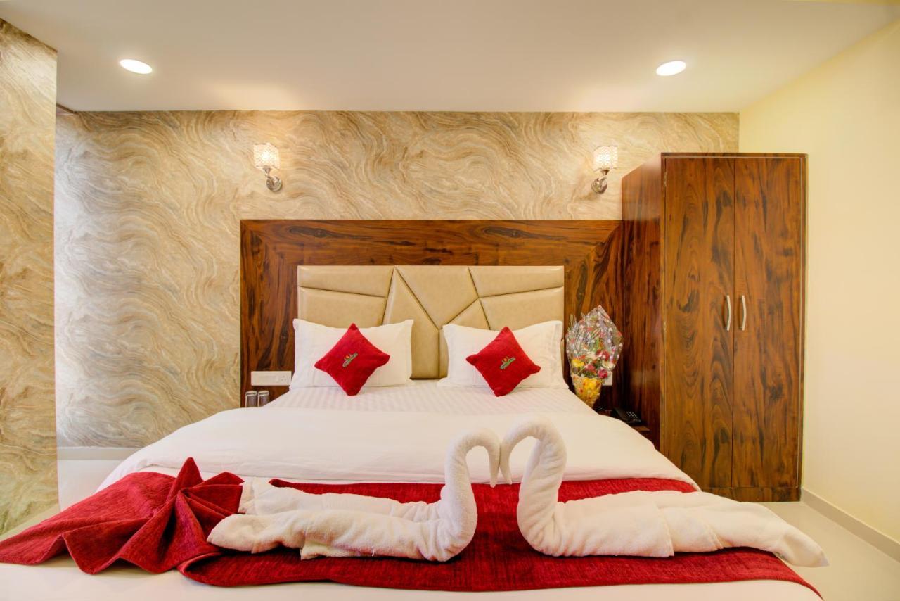 Hotel Samaira Residency,Dombivali Dive Exteriér fotografie