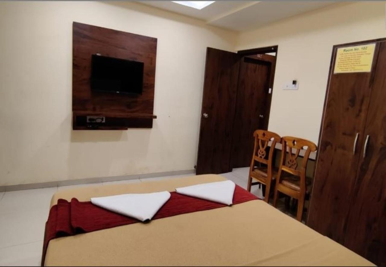Hotel Samaira Residency,Dombivali Dive Exteriér fotografie